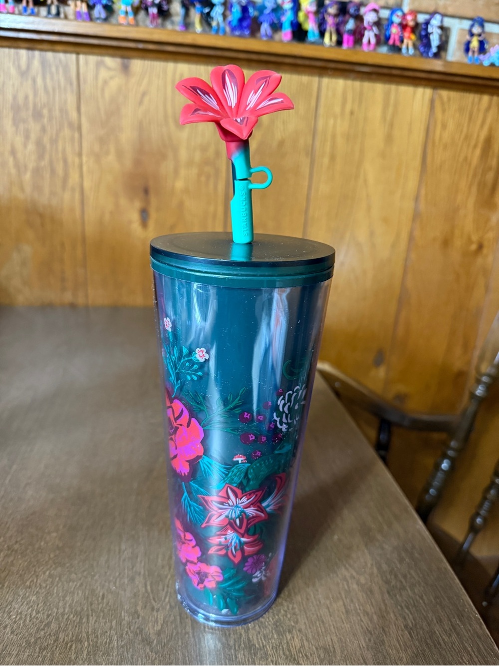 Starbucks Holiday 2022 Poinsettia Venti Tumbler w Flower Straw Topper